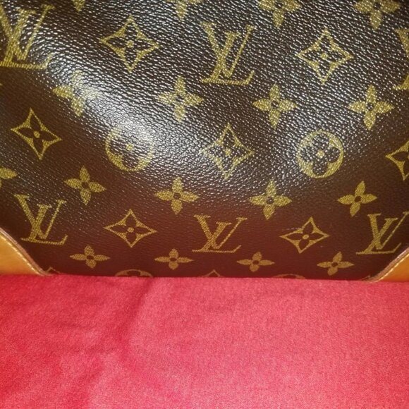 Authentic Vintage Louis Vuitton Trocodero Handbag - Picture 2 of 10